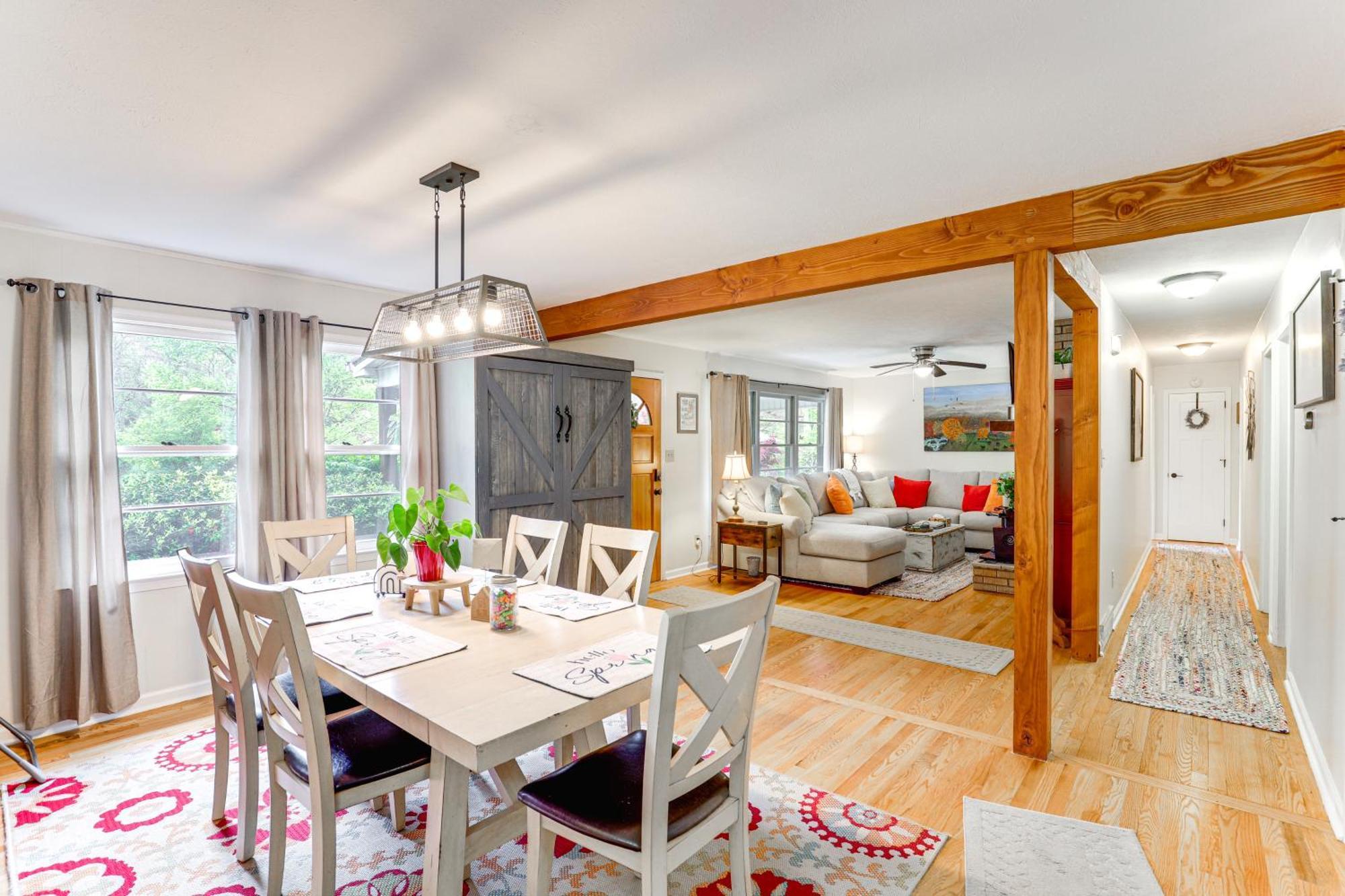 Updated Marshall Home With Fire Pit And Game Room! Esterno foto
