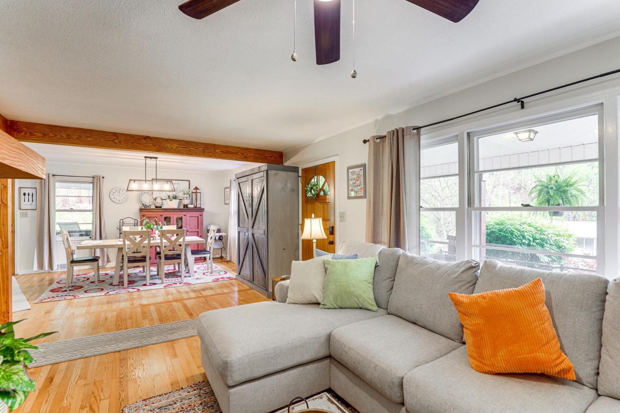 Updated Marshall Home With Fire Pit And Game Room! Esterno foto