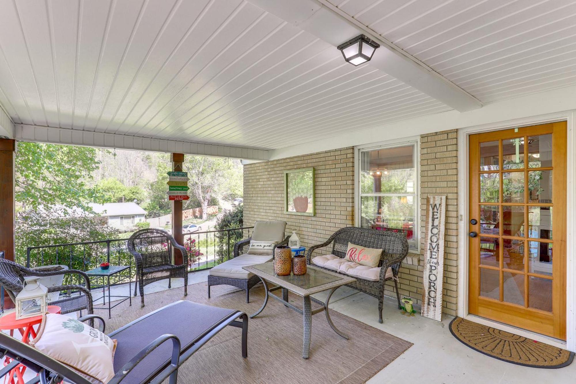 Updated Marshall Home With Fire Pit And Game Room! Esterno foto
